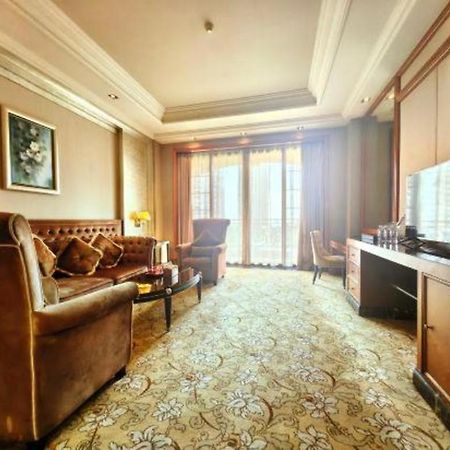 Chateau Starriver Guangzhou Peninsula מראה חיצוני תמונה