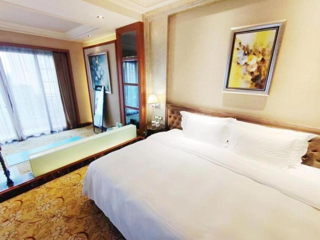 Chateau Starriver Guangzhou Peninsula מראה חיצוני תמונה