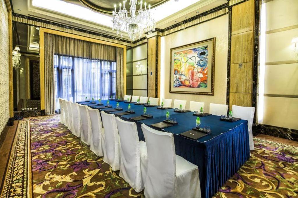 Chateau Starriver Guangzhou Peninsula מראה חיצוני תמונה